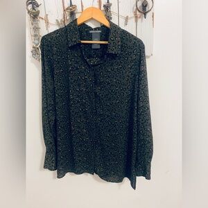 Chelsea & Theodore  Leopard Print women’s Shirt
